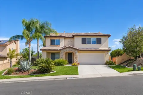 MLS: OC26163064