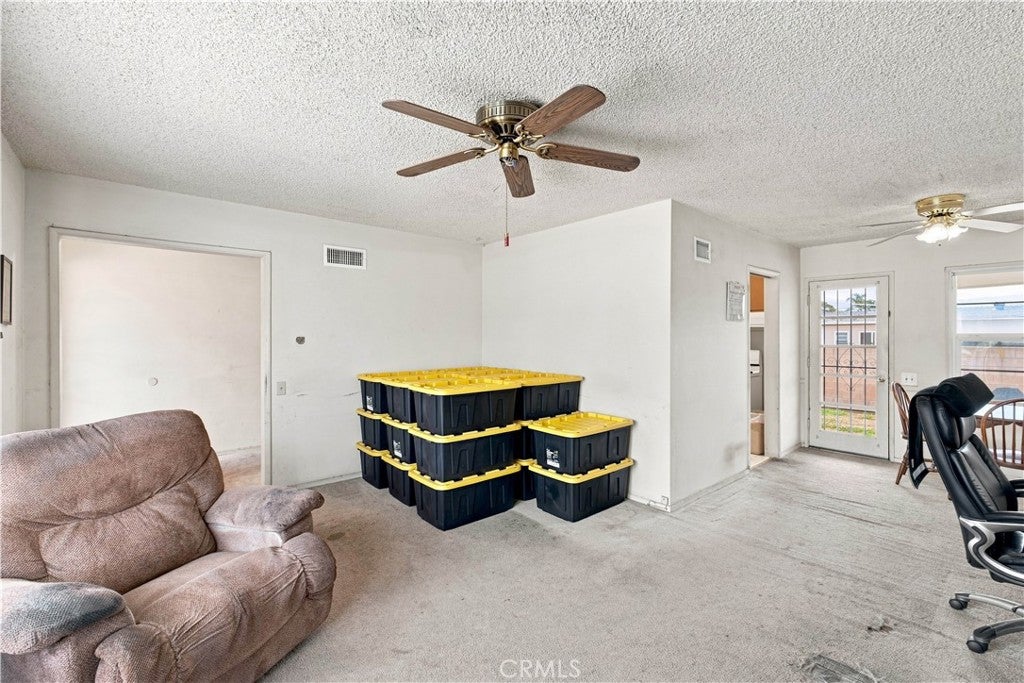 868 James Place