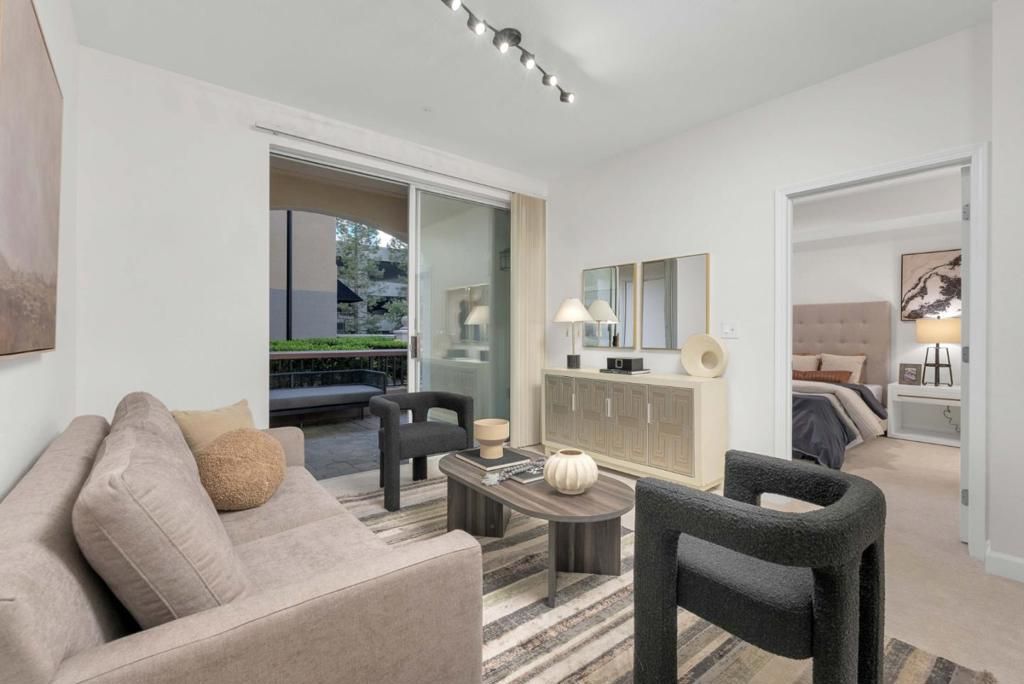 listing image 130727076019379289420