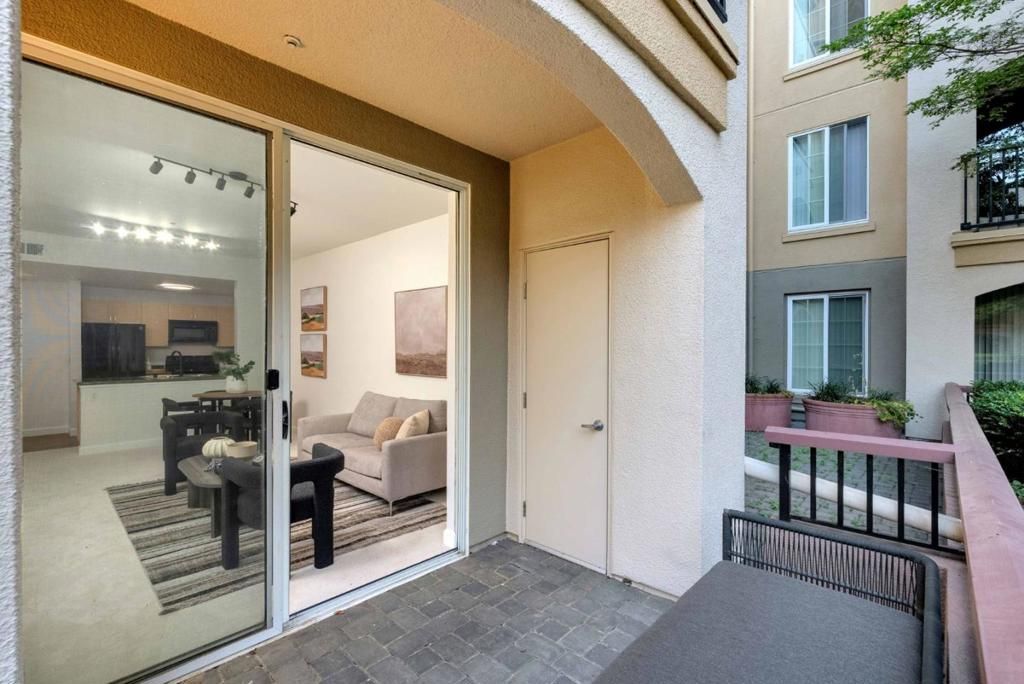 listing image 130722340411991507299