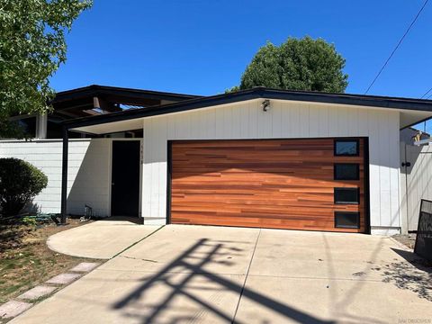 Photo of 5938 Chandler Dr Dr, San Diego, CA 92117 (MLS # 260004740SD)