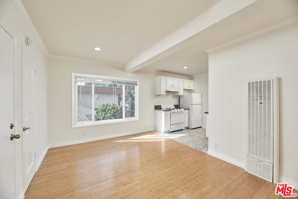 TOP FLOOR updated light & bright large studio apartment in a lush garden style complex. One assigned parking spot with pool and laundry on-site. Electricity is included too. Close to the beach and walking distance to SMC, Whole Foods, Trader Joes and all the great restaurants & shops on Pico & Ocean Park. PET FRIENDLY.