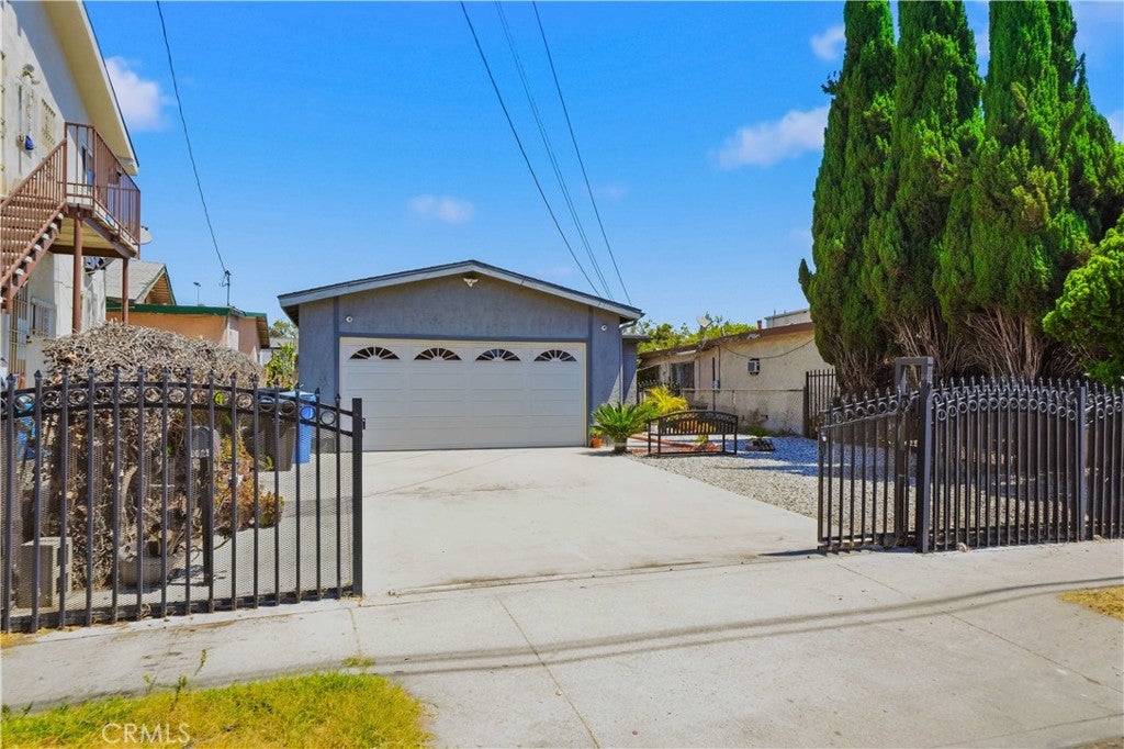 1519 E 41st, Los Angeles CA 90011