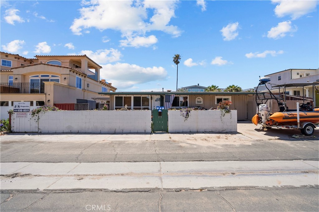 1284 Sagamore Lane