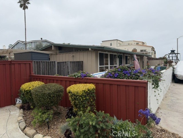 1284 Sagamore Lane