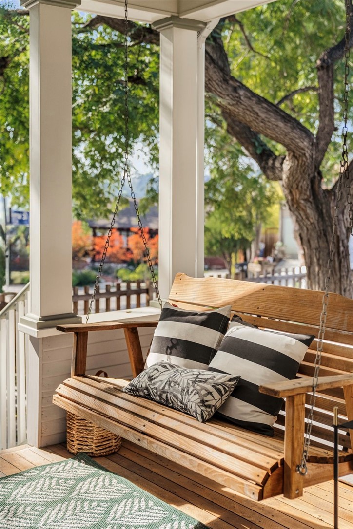 Properties 1 5301 Abbott Place