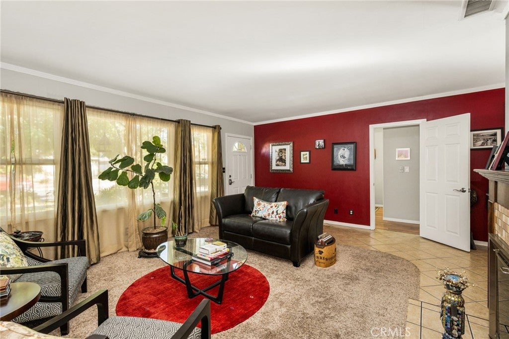 340 N Wayfield