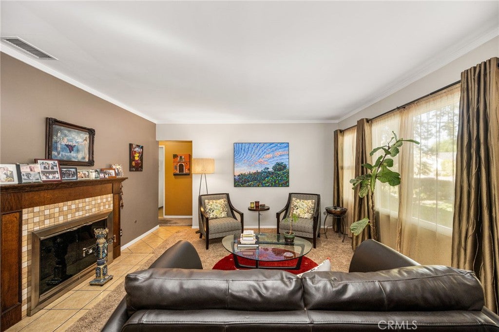 340 N Wayfield