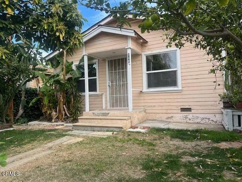 Photo of 544 Saratoga Street, Fillmore, CA 93015 (MLS # V1-35811)