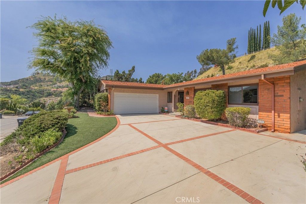 Photo of 3139 Kirkham Drive, Glendale, CA 91206 (MLS # TR26065634)
