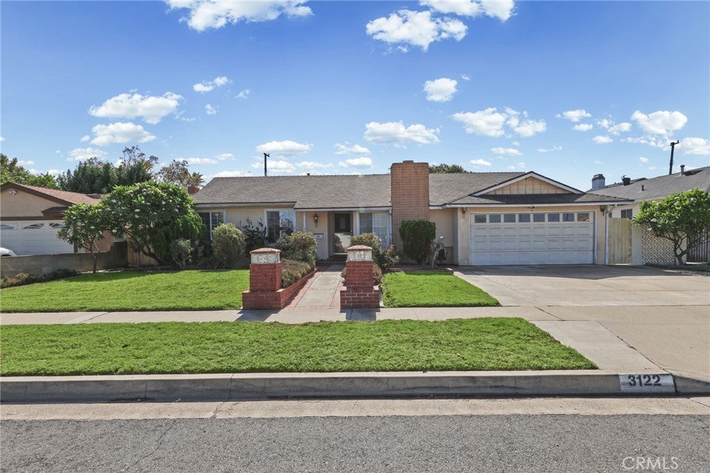 3122 W Glen Holly Drive