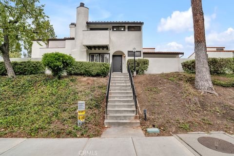 Photo of 110 Jeranios Court, Thousand Oaks, CA 91362 (MLS # SR26091357)
