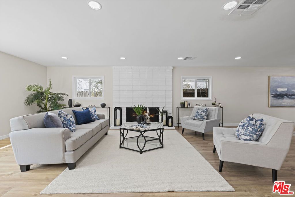 Photo of 2400 Nalin Drive, Los Angeles, CA 90077 (MLS # 25621769)