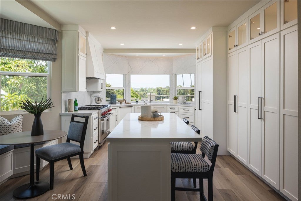 50 Ocean Vista VIS