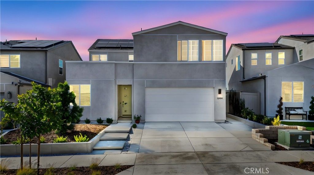 Photo of 35164 Bergamot Cove Cv, Fallbrook, CA 92028 (MLS # OC25214616)