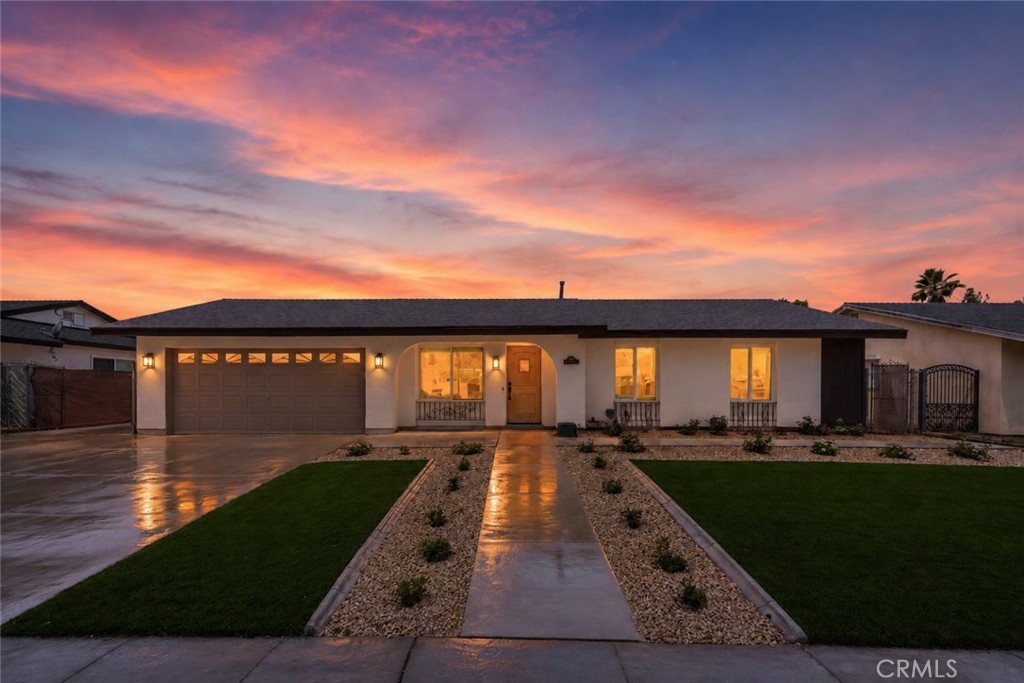 1421 De Anza