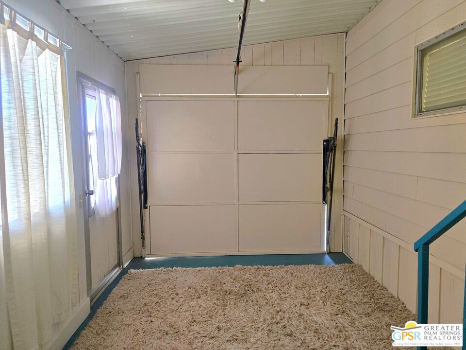 Desert Crest Country Club - Manufactured In Park