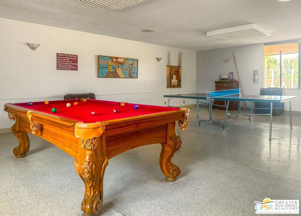 Desert Crest Country Club - Manufactured In Park