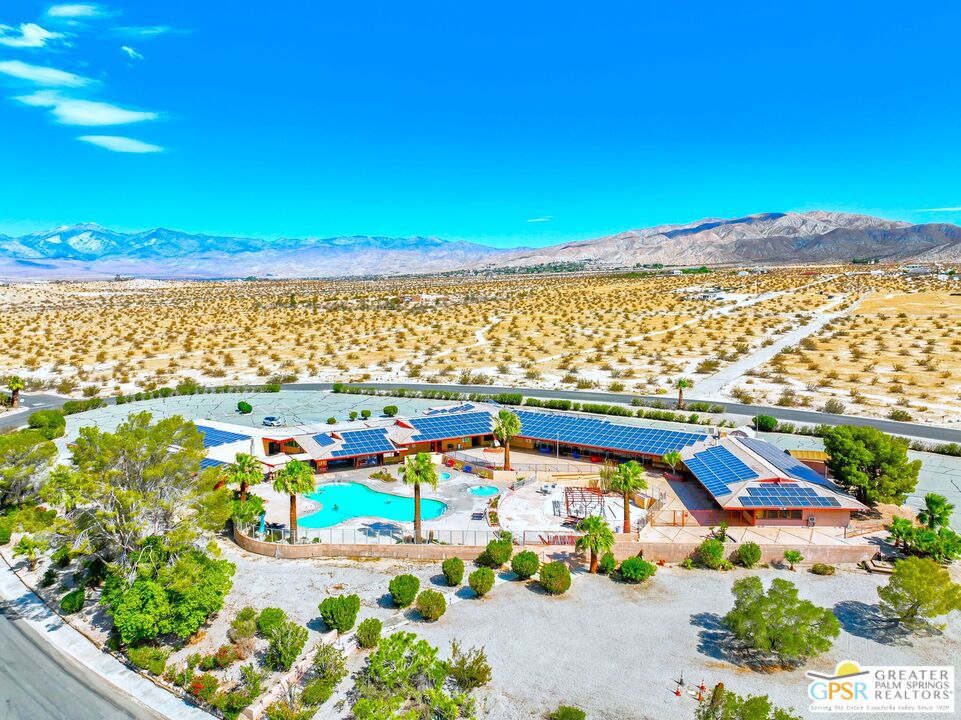 Desert Crest Country Club - Manufactured In Park