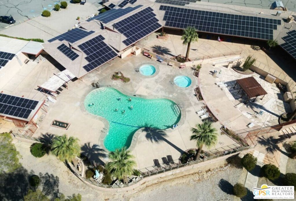 Desert Crest Country Club - Manufactured In Park