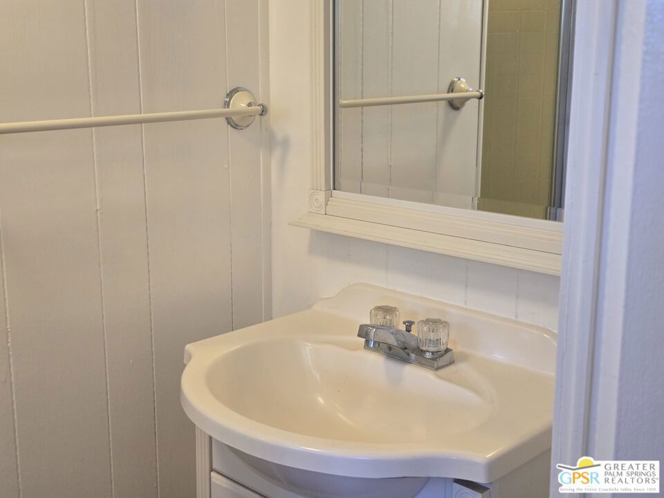 Desert Crest Country Club - Manufactured In Park