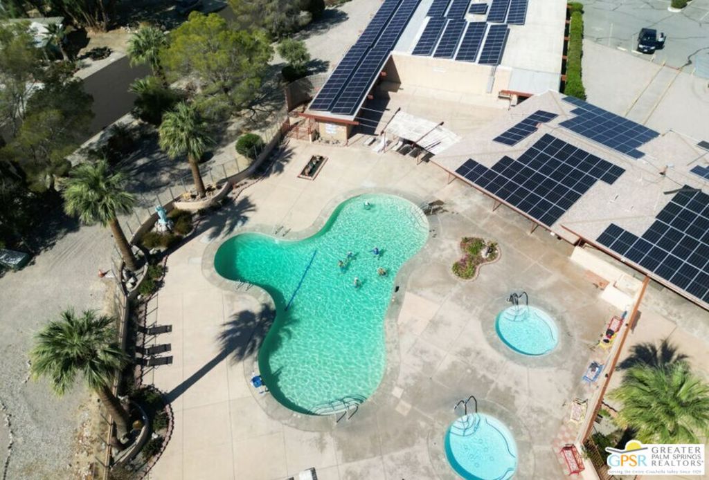 Desert Crest Country Club - Manufactured In Park