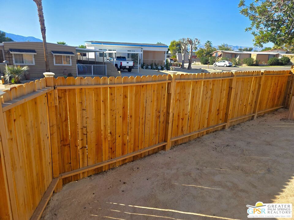 Desert Crest Country Club - Manufactured In Park