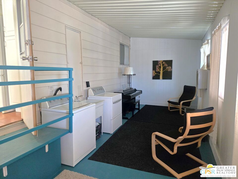 Desert Crest Country Club - Manufactured In Park