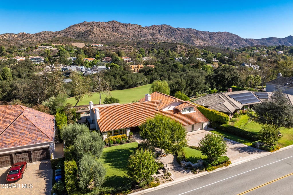5037 Lakeview Canyon Road