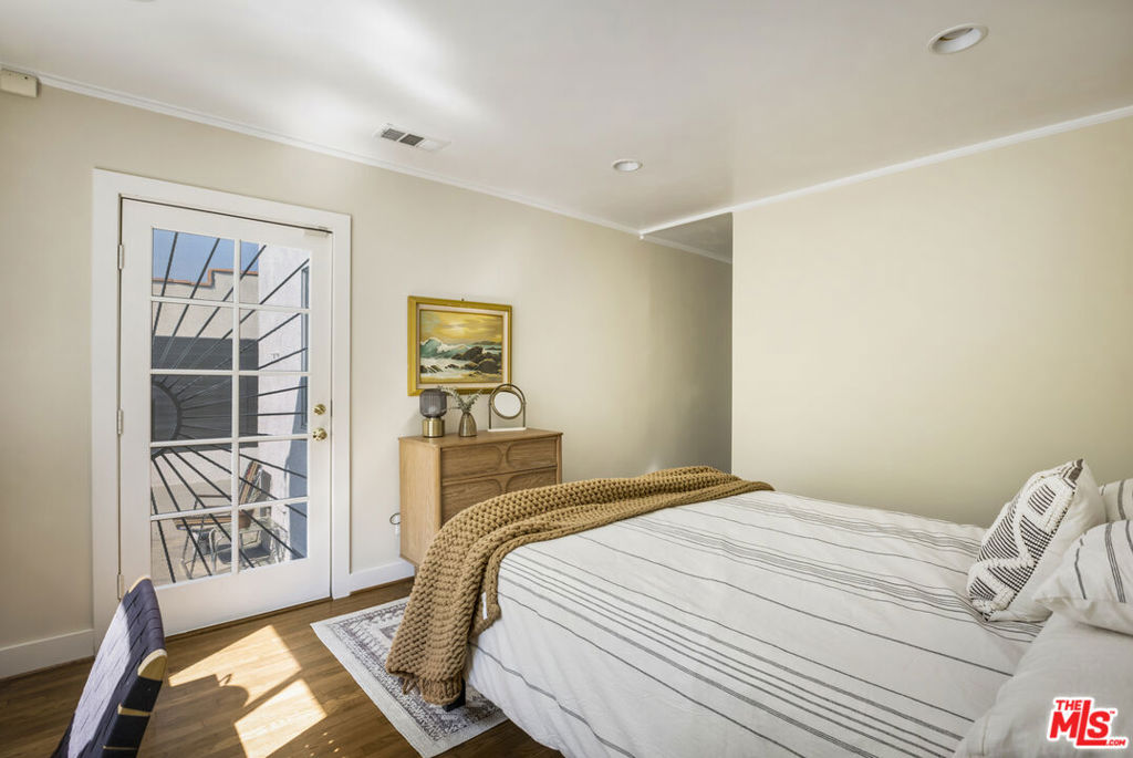 Picfair Village - Residential Income