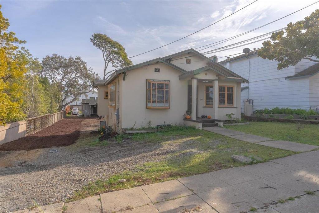 Cass Street