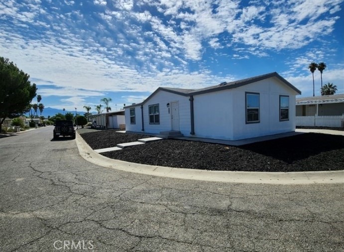 250 San Carlos