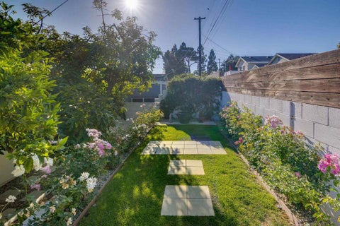 Tiny photo for 6037 Loma Vista Rd RD, Ventura, CA 93003 (MLS # 260024175SD)