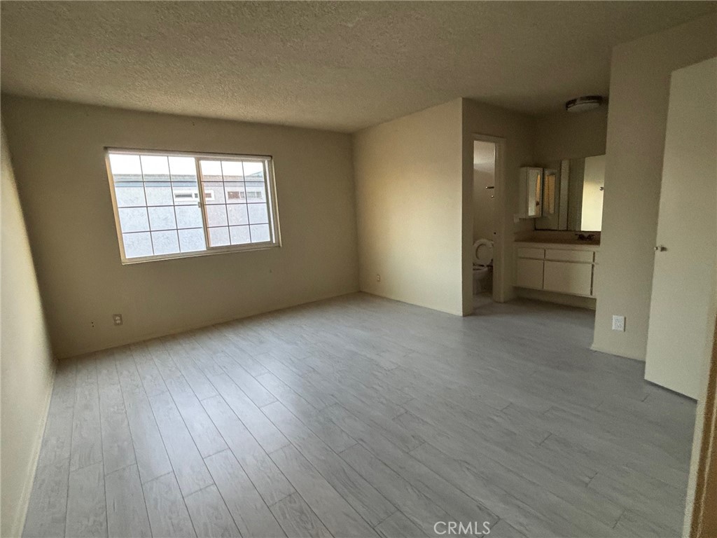 Huntington West (HWST) - Residential Lease