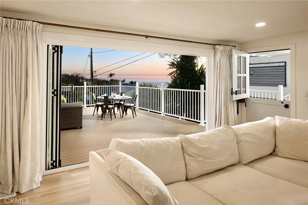 1445 Bluebird Canyon