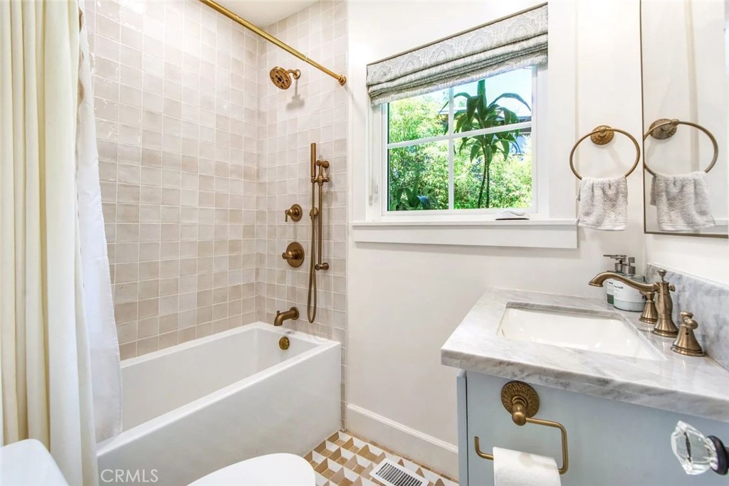 Lower Bluebird (LB) - Residential