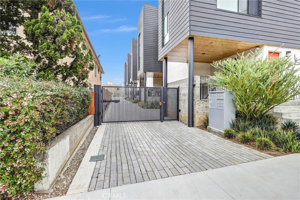 5271 Eagle Dale