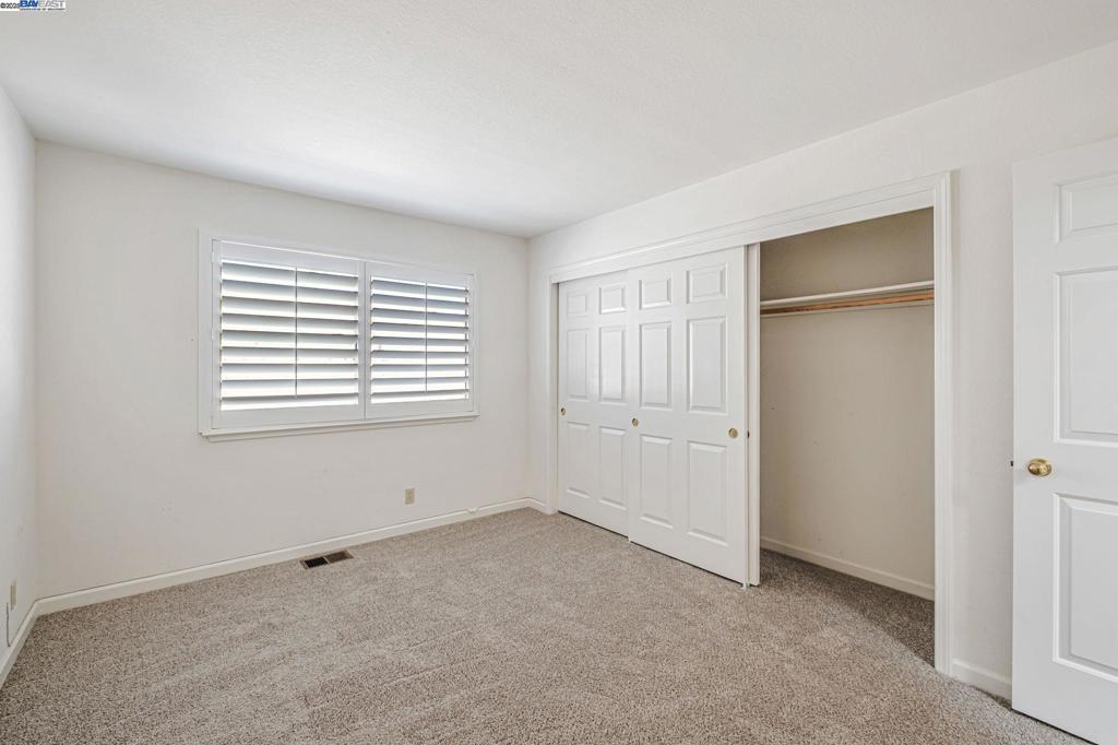DISCOVERY BAY COUNTRY CLUB - Residential
