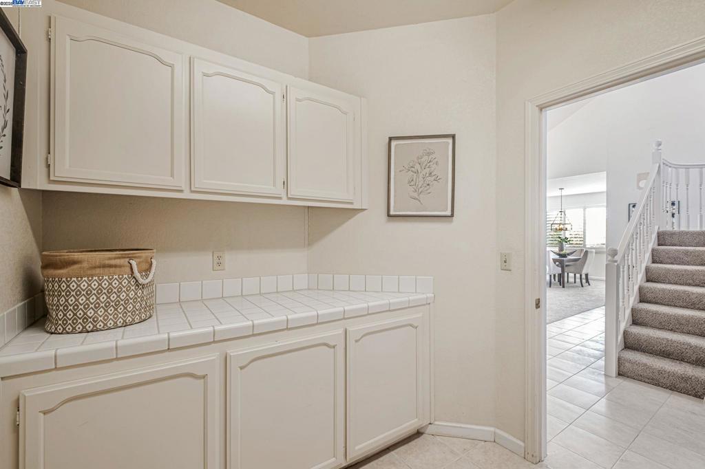 DISCOVERY BAY COUNTRY CLUB - Residential