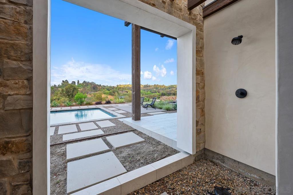 Rancho Santa Fe - Residential