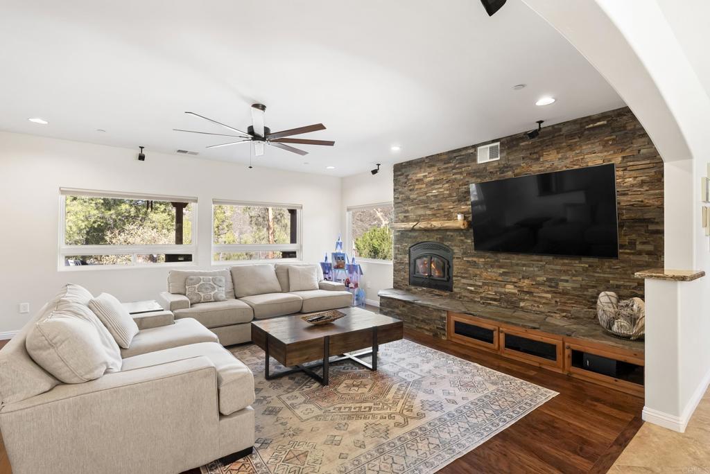 6433 Dehesa Road