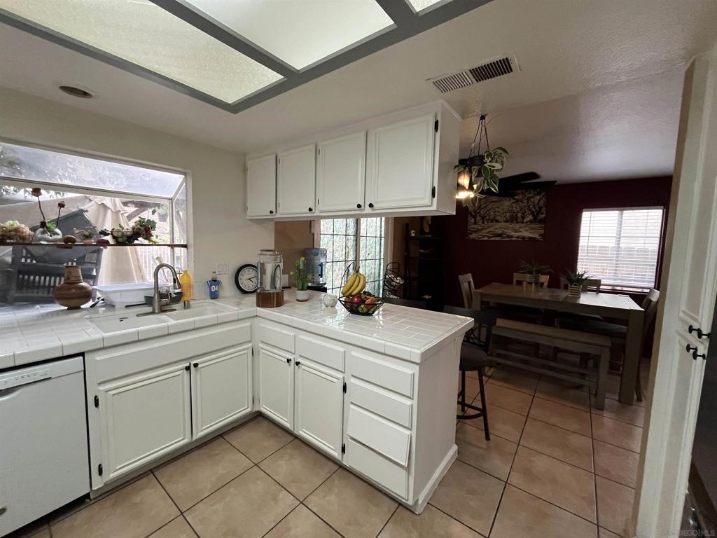 San Ysidro - Residential