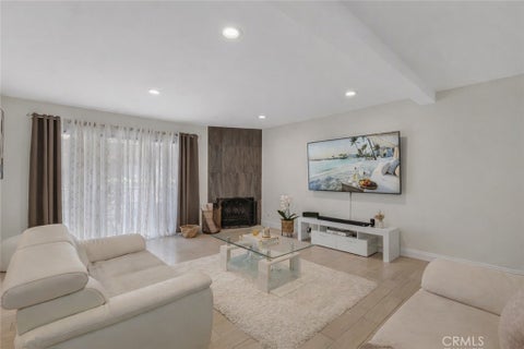 Photo of 10011 Topanga Canyon Blvd #1, Chatsworth, CA 91311 (MLS # SR26040587)
