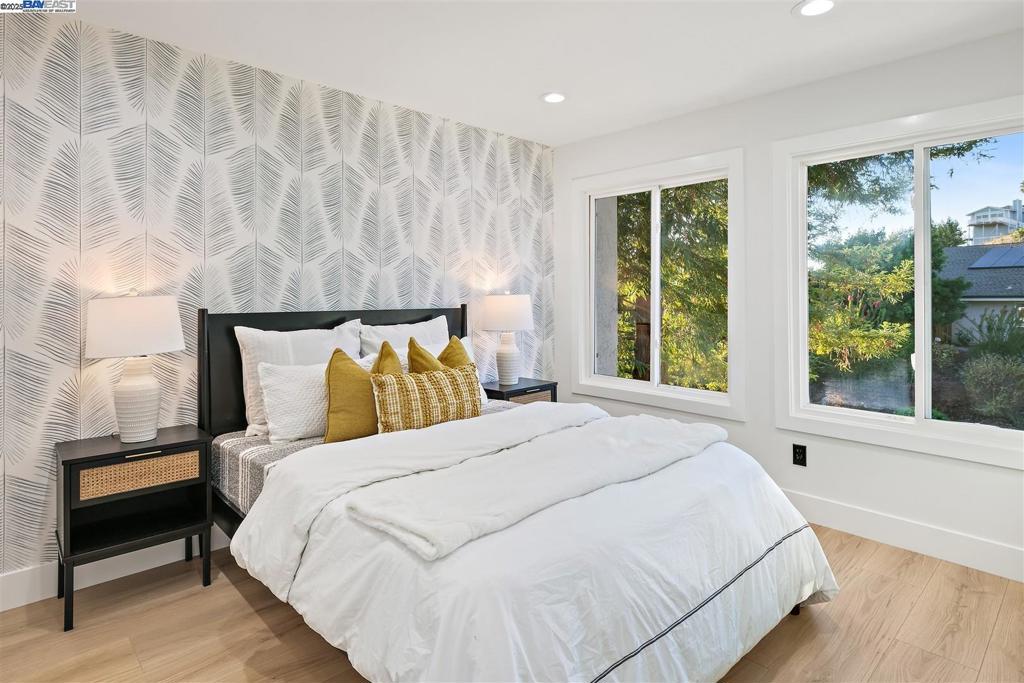GREENBROOK - Residential
