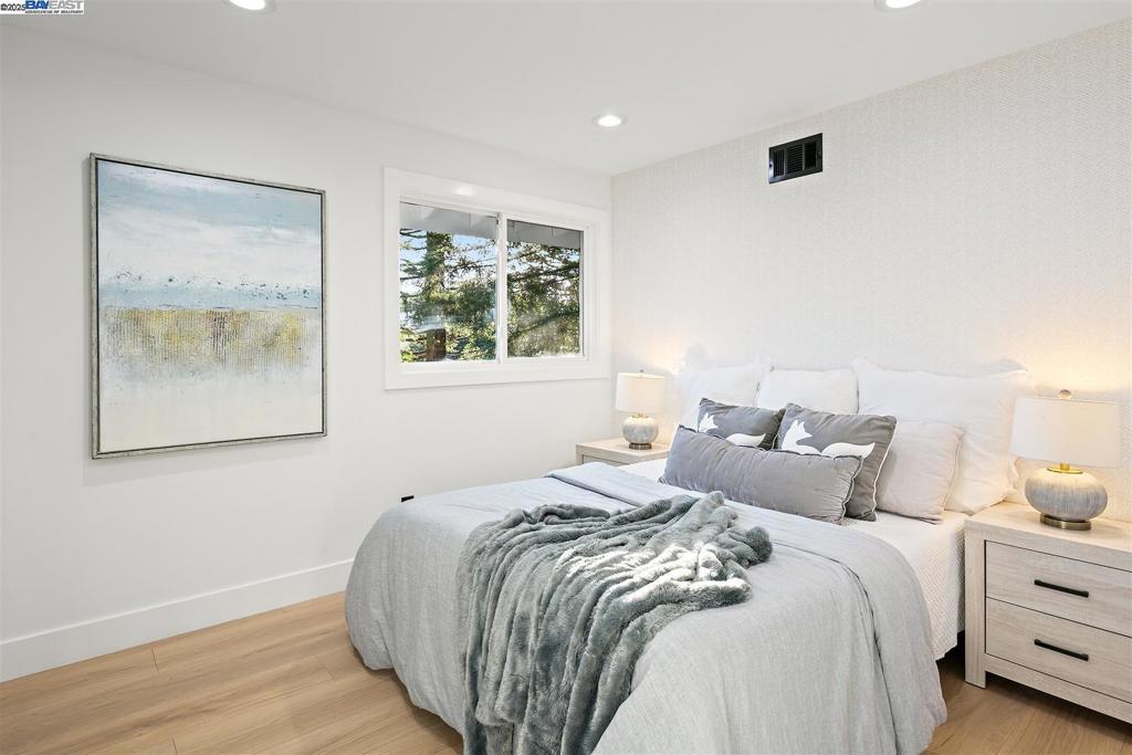 GREENBROOK - Residential