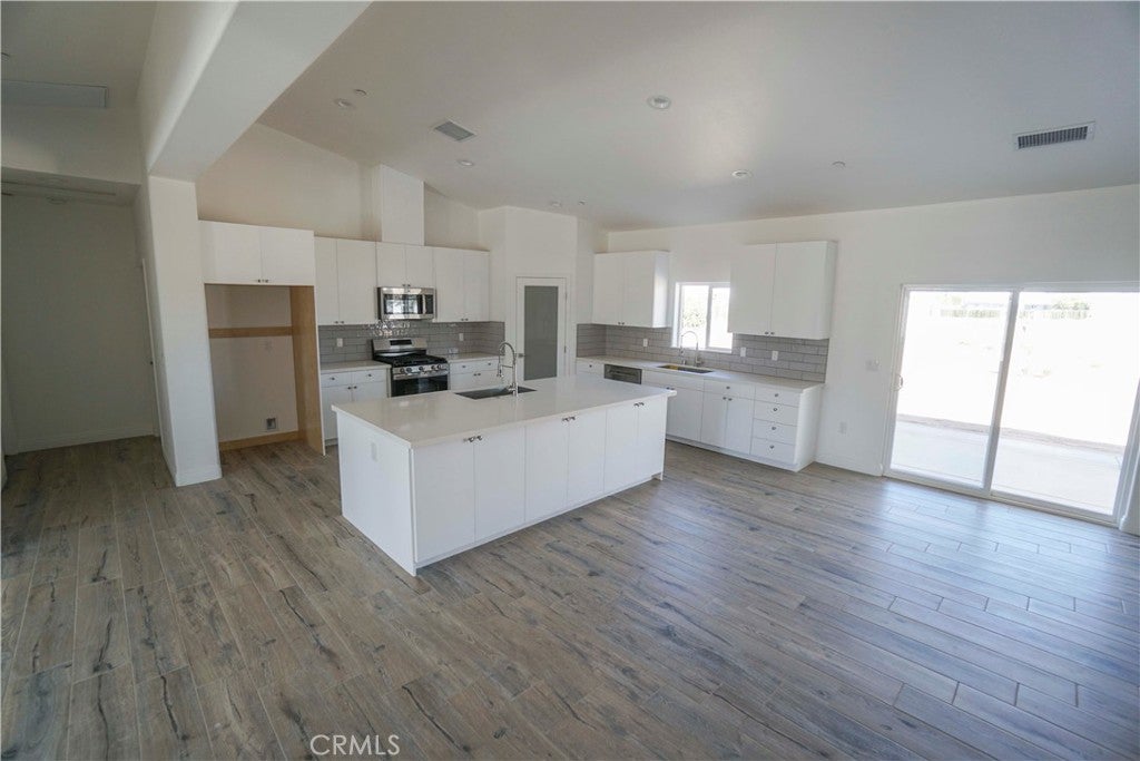19590 Red Feather Road