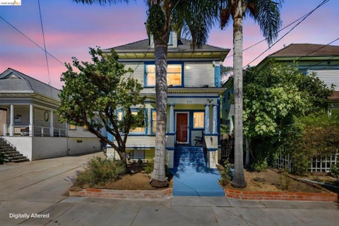 Photo of 418 36 Street ST, Oakland, CA 94609 (MLS # 41150917)