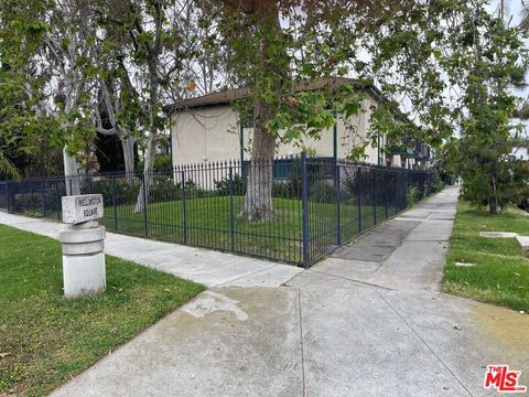Photo of 4400 W Washington Boulevard, Los Angeles, CA 90016 (MLS # 25503451)