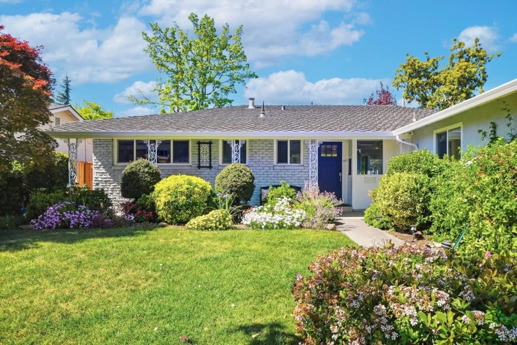 Photo of 1062 Waterbird Way, Santa Clara, CA 95051 (MLS # ML82038777)