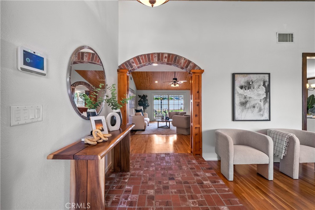 Properties 3 10645 Wystone Avenue